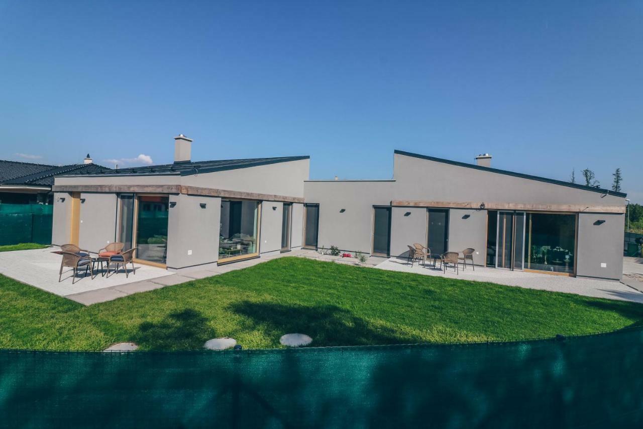 Stylish Apartments At Penati Golf Resort Sajdikove Humence Esterno foto