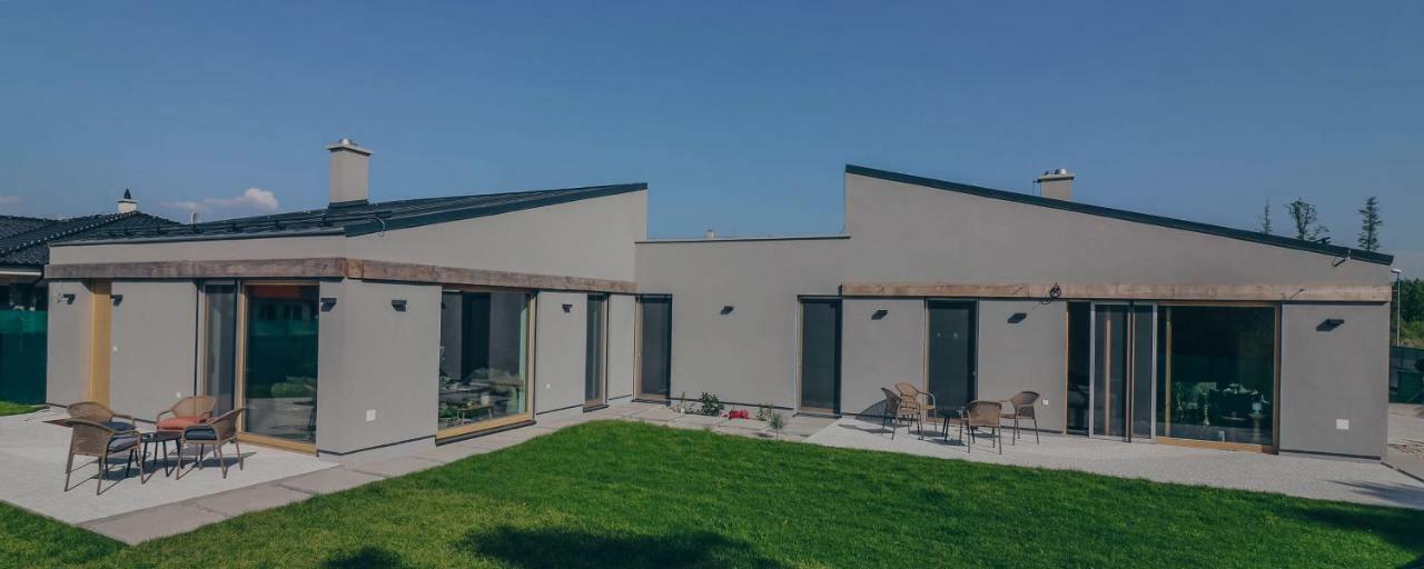 Stylish Apartments At Penati Golf Resort Sajdikove Humence Esterno foto
